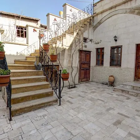 Guest house Hikmet's House