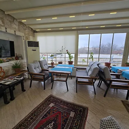 Hikmet's House