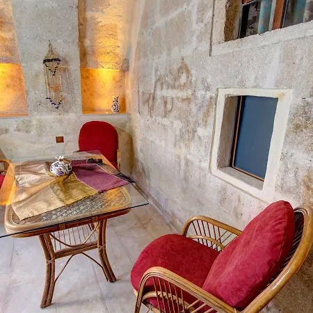 Hikmet's House 4*